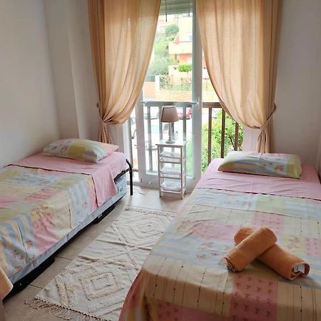 Penthouse Paradiso: 2Br Oasis In Casares Del Sol Ngoại thất bức ảnh