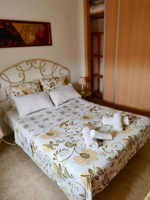 Penthouse Paradiso: 2Br Oasis In Casares Del Sol Ngoại thất bức ảnh