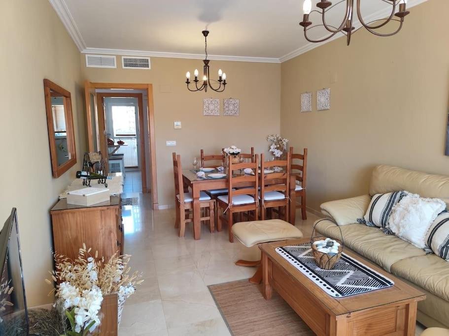 Penthouse Paradiso: 2Br Oasis In Casares Del Sol Ngoại thất bức ảnh